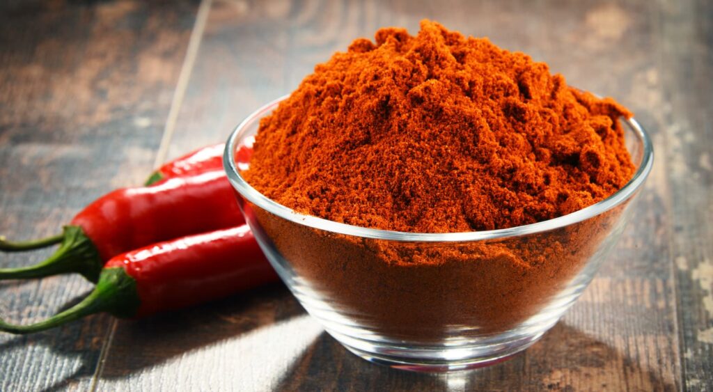 wellhealthorganic.com: red-chilli-you-should-know-about-red-chilli-uses-benefits-side-effects